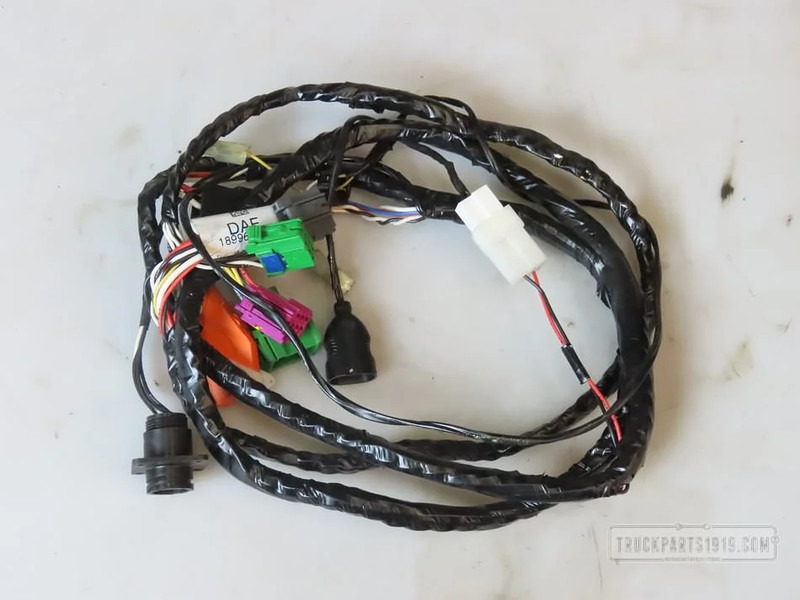DAF Electrical System Kabelboom deur Li. DAF CF - Cables/ Wire harness for Truck: picture 1 DAF Electrical System Kabelboom deur Li. DAF CF - Cables/ Wire harness for Truck: picture 1