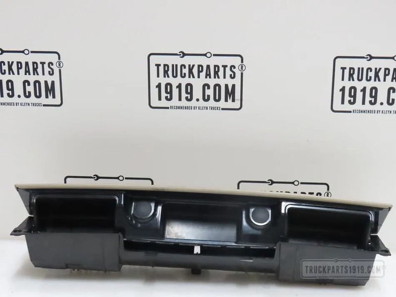 MAN 81.63740-6026 Asbak TGX - Cab and interior for Truck: picture 2 MAN 81.63740-6026 Asbak TGX - Cab and interior for Truck: picture 2