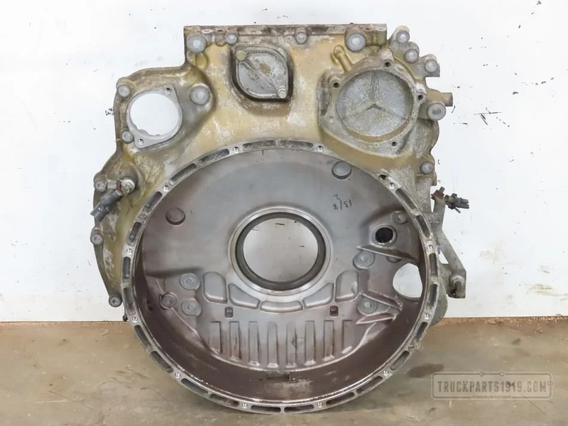 Mercedes-Benz Engines & Parts Vliegwielhuis MB OM471 - Crankshaft for Truck: picture 1 Mercedes-Benz Engines & Parts Vliegwielhuis MB OM471 - Crankshaft for Truck: picture 1