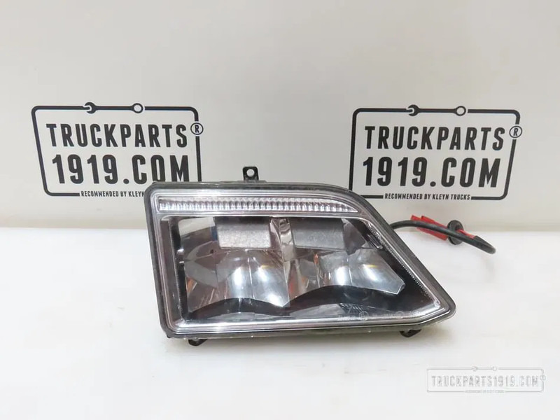 Scania 2535367 Verstraler Re. Scania - Fog light for Truck: picture 1 Scania 2535367 Verstraler Re. Scania - Fog light for Truck: picture 1