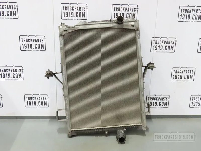 Volvo 23852082 Radiateur - Radiator for Truck: picture 1 Volvo 23852082 Radiateur - Radiator for Truck: picture 1