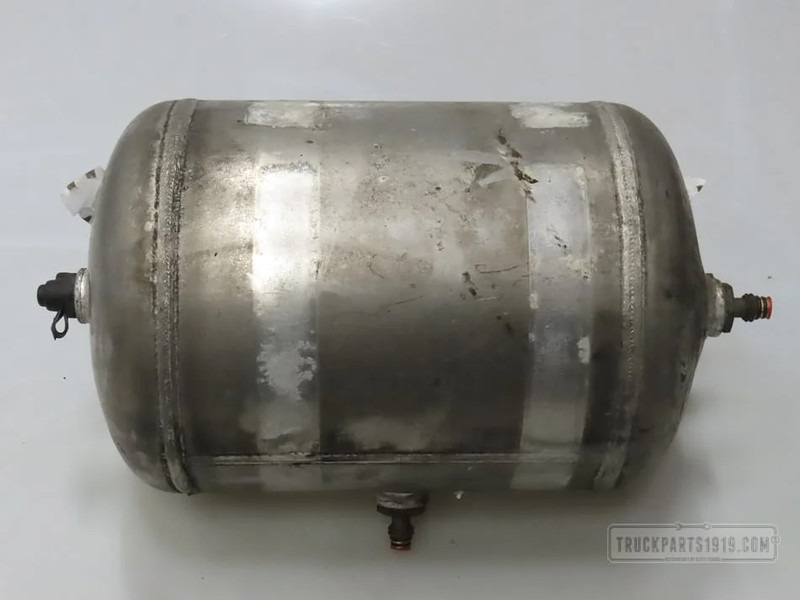 Volvo Compressed Air System Luchttank 15L Volvo - Brake parts for Truck: picture 1 Volvo Compressed Air System Luchttank 15L Volvo - Brake parts for Truck: picture 1