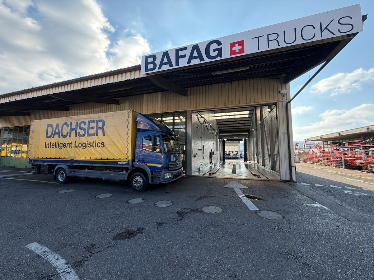 MERCEDES 1224 L - Curtainsider truck: picture 2 MERCEDES 1224 L - Curtainsider truck: picture 2