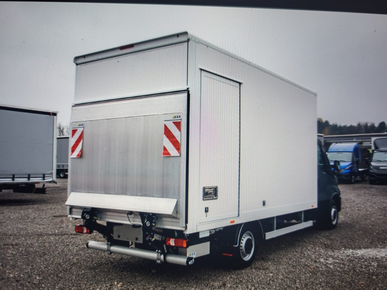 Iveco Daily 180 35S18 LBW BÃR - Box van: picture 4 Iveco Daily 180 35S18 LBW BÃR - Box van: picture 4