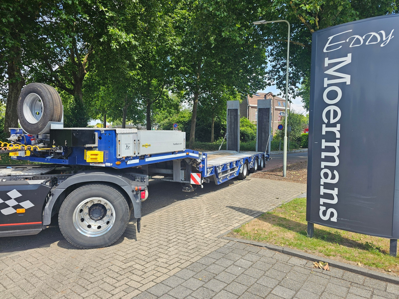 Humbauer HTS 30 - Low loader semi-trailer: picture 1 Humbauer HTS 30 - Low loader semi-trailer: picture 1