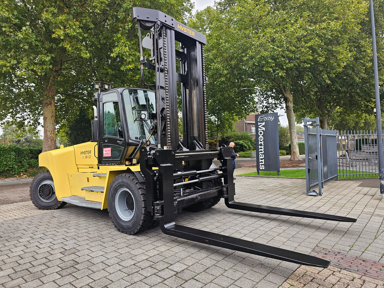 Hyster H16XM-12 - Forklift: picture 4 Hyster H16XM-12 - Forklift: picture 4