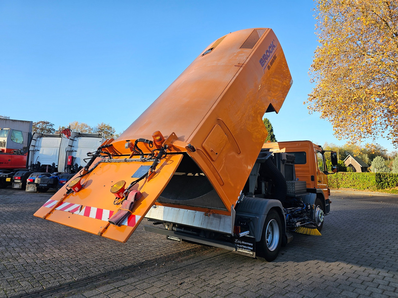Mercedes Benz Atergo 1518 - Road sweeper: picture 3 Mercedes Benz Atergo 1518 - Road sweeper: picture 3