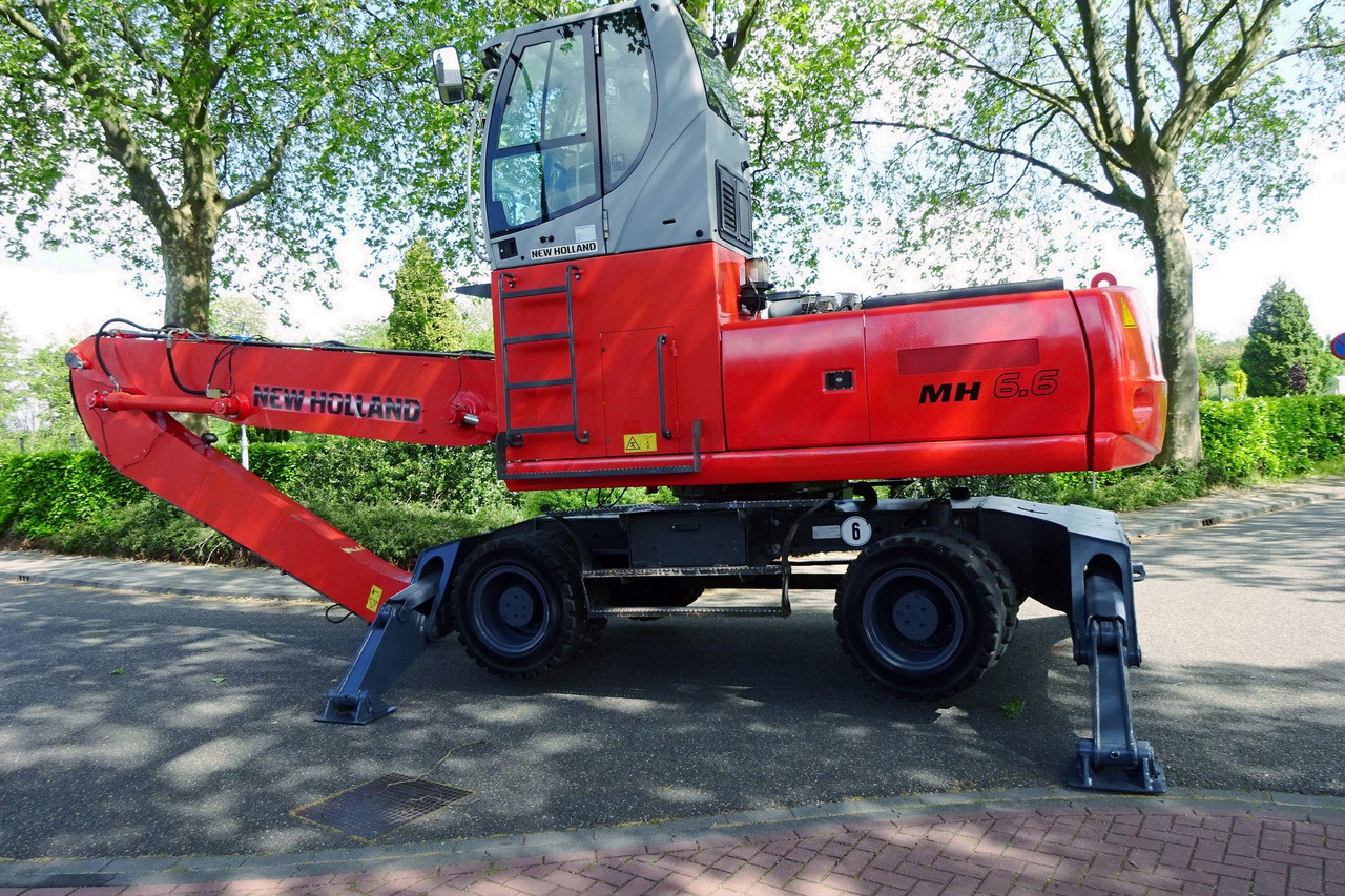New Holland MH 6.6 With Multi Purpose Stick And Magnet System - Waste/ Industry handler: picture 5 New Holland MH 6.6 With Multi Purpose Stick And Magnet System - Waste/ Industry handler: picture 5