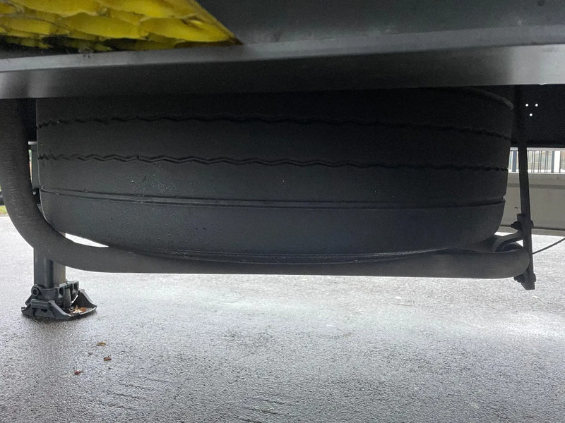 Kässbohrer Zij borden en laadklep xxl certificaat - Curtainsider semi-trailer: picture 3 Kässbohrer Zij borden en laadklep xxl certificaat - Curtainsider semi-trailer: picture 3