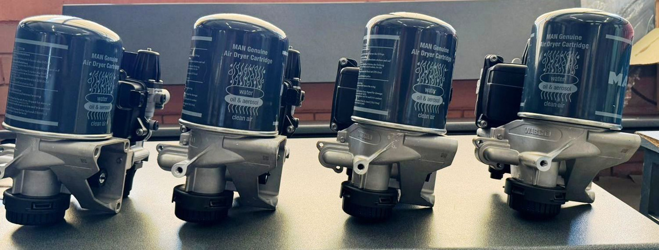 AIR DRIER ELECTRONIC CONTROL UNITS EAM MAN TGS - Brake parts: picture 1 AIR DRIER ELECTRONIC CONTROL UNITS EAM MAN TGS - Brake parts: picture 1