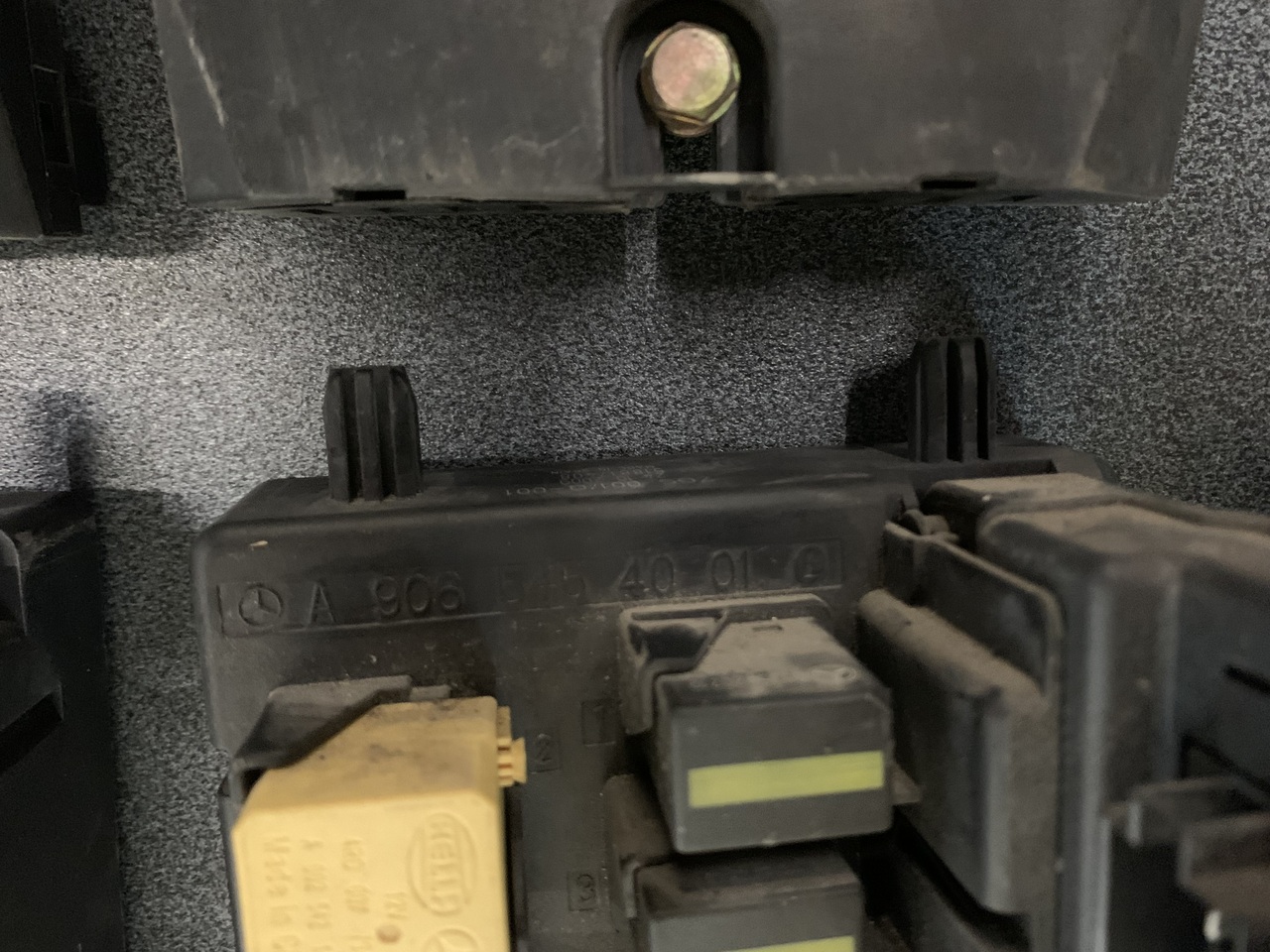 FUSE BOX SPRINTER 901,906 - Electrical system for Van: picture 3 FUSE BOX SPRINTER 901,906 - Electrical system for Van: picture 3