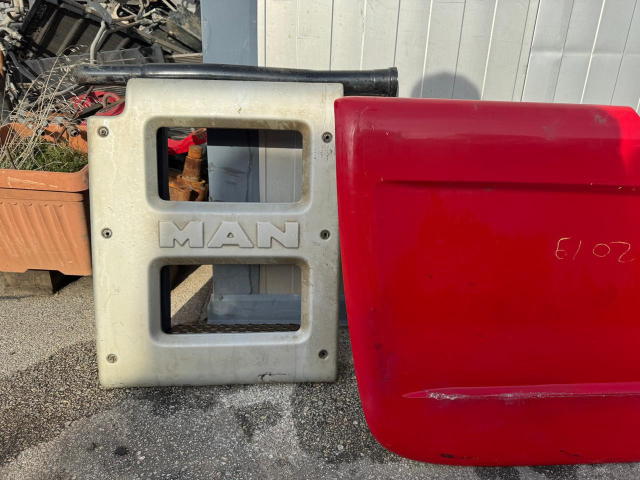 SIDE PANELLING MAN TGX EURO 6 - Spare parts: picture 5 SIDE PANELLING MAN TGX EURO 6 - Spare parts: picture 5