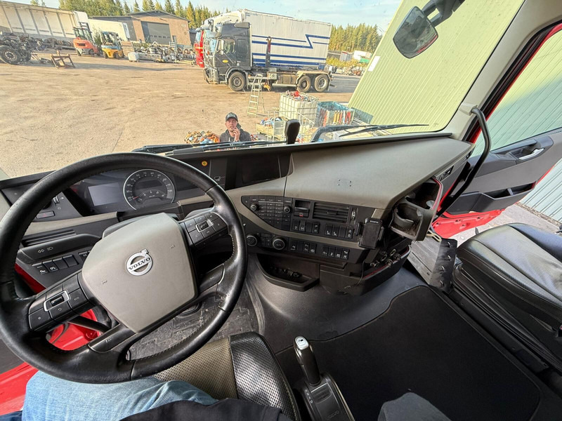 Cab chassis truck Volvo FH540 2019: picture 13