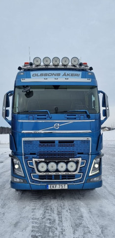 Volvo FH750 6x4 nostotelillä - Cab chassis truck: picture 5 Volvo FH750 6x4 nostotelillä - Cab chassis truck: picture 5