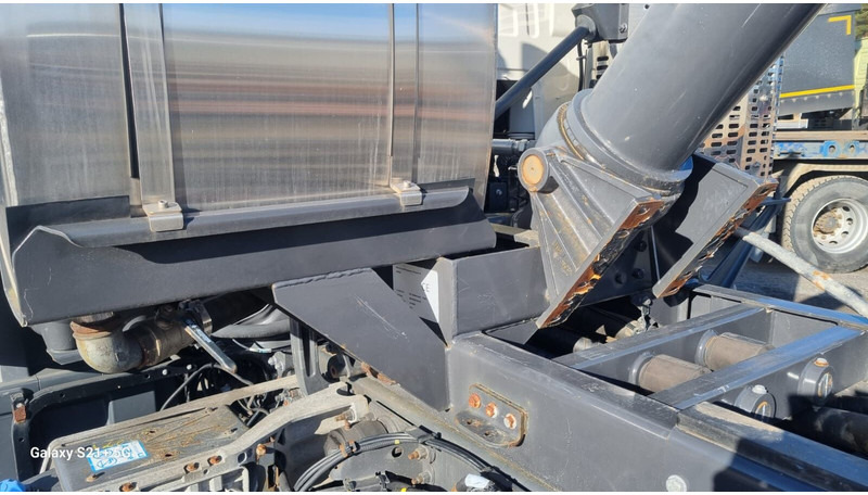 Volvo FH750 New engine and gearbox - Cab chassis truck: picture 4 Volvo FH750 New engine and gearbox - Cab chassis truck: picture 4