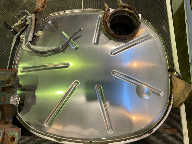 Volvo Silencer - Muffler: picture 3 Volvo Silencer - Muffler: picture 3