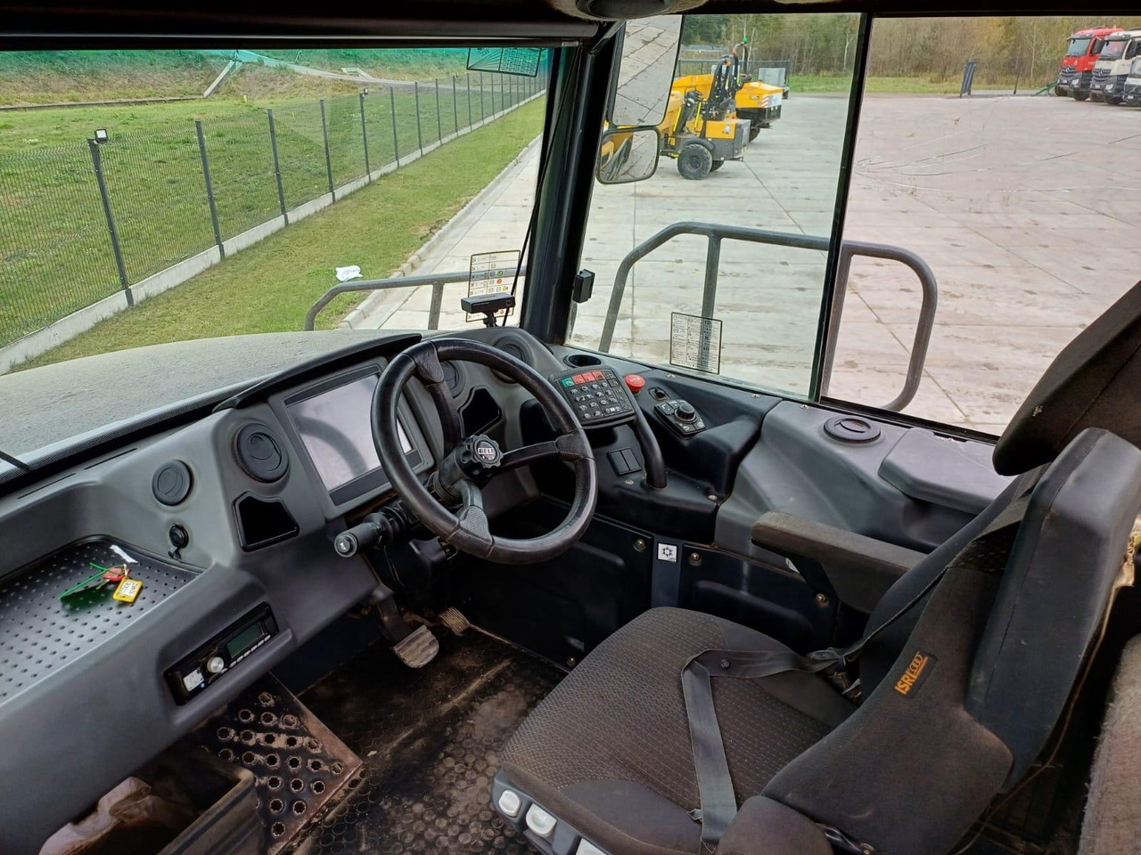 Bell B30E - Articulated dumper: picture 4 Bell B30E - Articulated dumper: picture 4