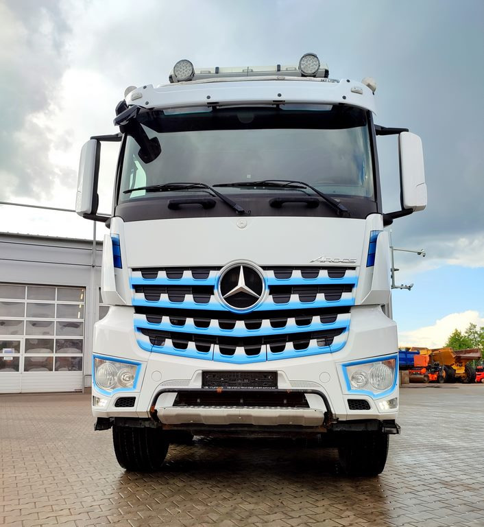 Mercedes-Benz Arocs 4151 - Tipper: picture 3 Mercedes-Benz Arocs 4151 - Tipper: picture 3