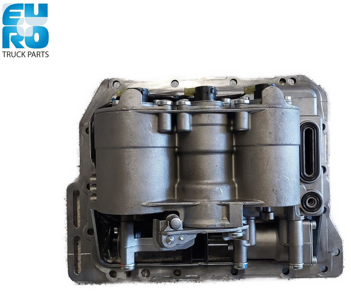 MAN DAF IVECO SCHAKELDEKSEL E5 GS 3.3 ZF ASTRONIC GERECONDITIONEERD + STATIEGELD ALLEEN MECHANISCH ONDERDEEL 4213555382REC2 - Transmission for Truck: picture 1 MAN DAF IVECO SCHAKELDEKSEL E5 GS 3.3 ZF ASTRONIC GERECONDITIONEERD + STATIEGELD ALLEEN MECHANISCH ONDERDEEL 4213555382REC2 - Transmission for Truck: picture 1