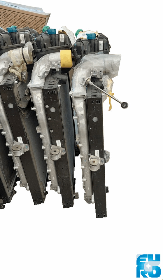 RADIATOR+INTERCOOLER KIT NIEUWE OE MAN TGS 3, nieuwe generatie Kleinere cabine 000180 - Radiator for Truck: picture 2 RADIATOR+INTERCOOLER KIT NIEUWE OE MAN TGS 3, nieuwe generatie Kleinere cabine 000180 - Radiator for Truck: picture 2