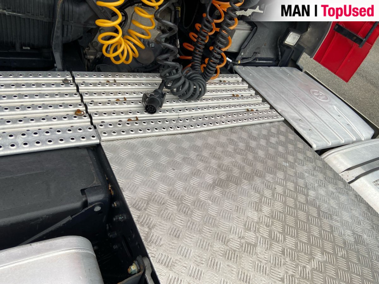 MAN TGX 18.460 4X2 BLS "ADR EX II / AT" - Tractor unit: picture 4 MAN TGX 18.460 4X2 BLS "ADR EX II / AT" - Tractor unit: picture 4