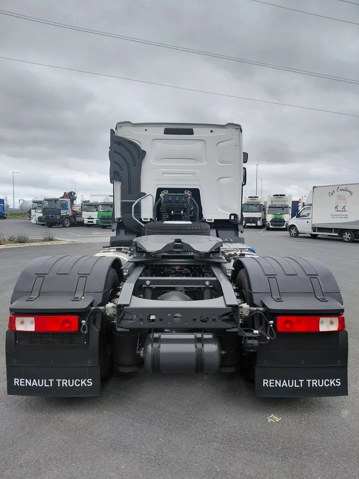 New Renault T460 / Unregistered - Tractor unit: picture 3 New Renault T460 / Unregistered - Tractor unit: picture 3