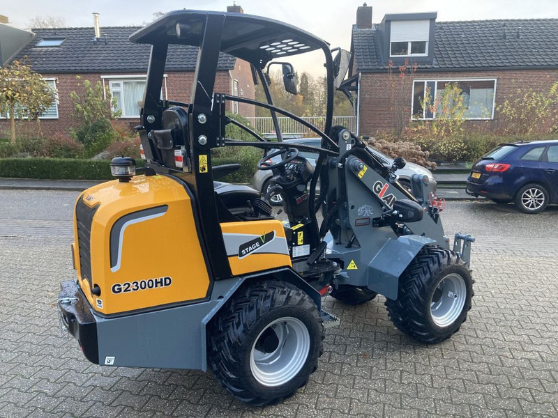 Giant G2300 HD - Compact loader: picture 4 Giant G2300 HD - Compact loader: picture 4