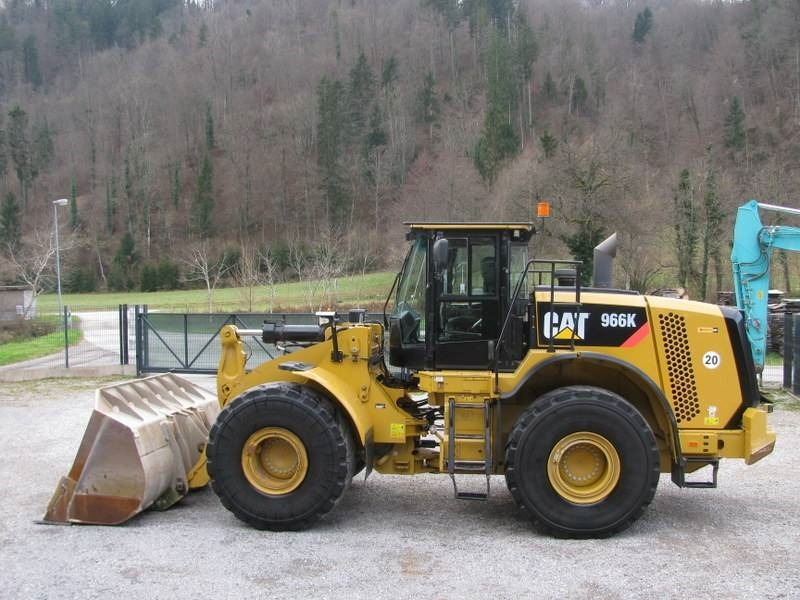 CAT 966K Top stanje - Wheel loader: picture 2 CAT 966K Top stanje - Wheel loader: picture 2