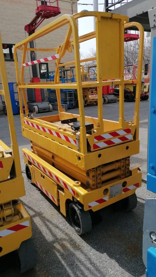 Haulotte Optimum 8 - Scissor lift: picture 3 Haulotte Optimum 8 - Scissor lift: picture 3