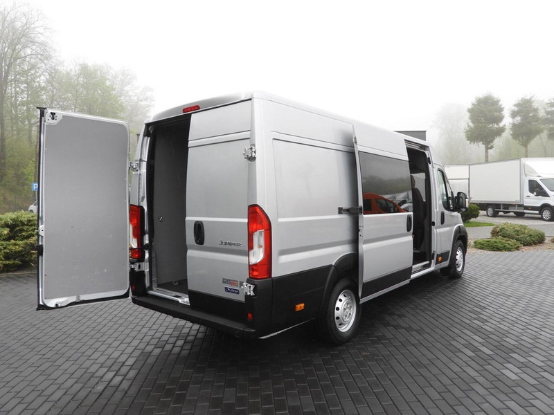 Citroën JUMPER  FURGON BRYGADÓWKA  7 MIEJSC TEMPOMAT LEDY KLIMATYZACJA - Minibus, Passenger van: picture 3 Citroën JUMPER  FURGON BRYGADÓWKA  7 MIEJSC TEMPOMAT LEDY KLIMATYZACJA - Minibus, Passenger van: picture 3