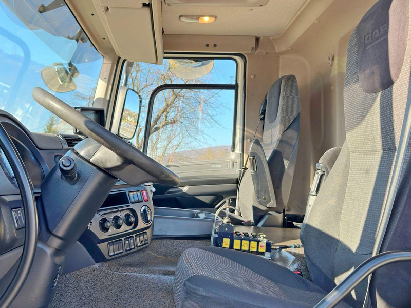 DAF CF 440 * HAKOWIEC * 8x4 * STAN BDB on lease DAF CF 440 * HAKOWIEC * 8x4 * STAN BDB: picture 7 DAF CF 440 * HAKOWIEC * 8x4 * STAN BDB on lease DAF CF 440 * HAKOWIEC * 8x4 * STAN BDB: picture 7