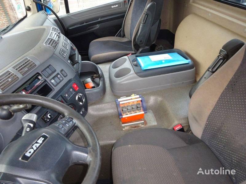 DAF CF 440 - Skip loader on lease DAF CF 440 - Skip loader: picture 12