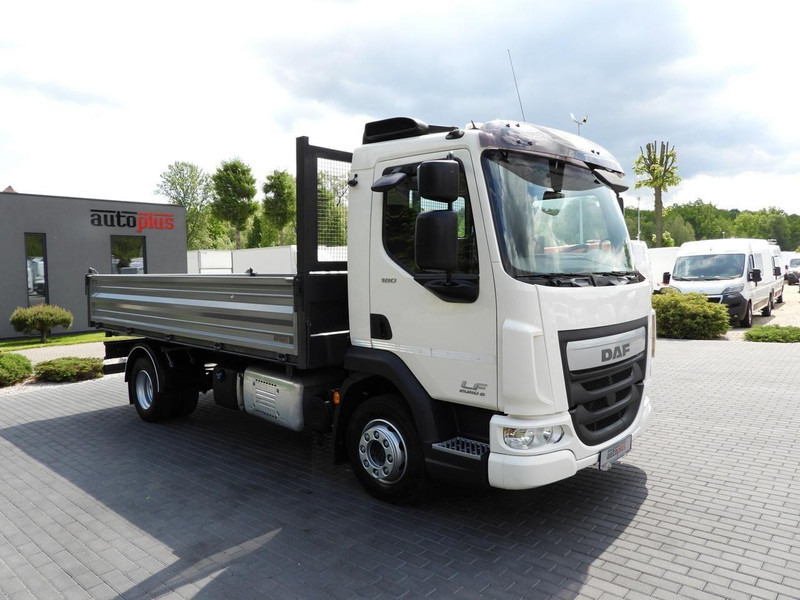 DAF LF 180 WYWROTKA TRÓJSTRONNA TEMPOMAT LEDY AUTOMAT BLIŹNIACZE KO - Tipper: picture 4 DAF LF 180 WYWROTKA TRÓJSTRONNA TEMPOMAT LEDY AUTOMAT BLIŹNIACZE KO - Tipper: picture 4
