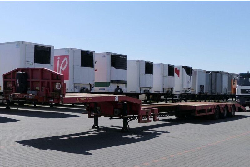 Faymonville NISKOPODWOZIE / ROZCIĄGANA / LAWETA / osie skrętne / wciągarka - Low loader semi-trailer: picture 4 Faymonville NISKOPODWOZIE / ROZCIĄGANA / LAWETA / osie skrętne / wciągarka - Low loader semi-trailer: picture 4