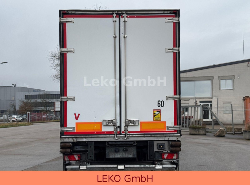 Fruehauf FST 4 FC Mit Carrier Vic 1950 Mt - Refrigerator semi-trailer: picture 4 Fruehauf FST 4 FC Mit Carrier Vic 1950 Mt - Refrigerator semi-trailer: picture 4