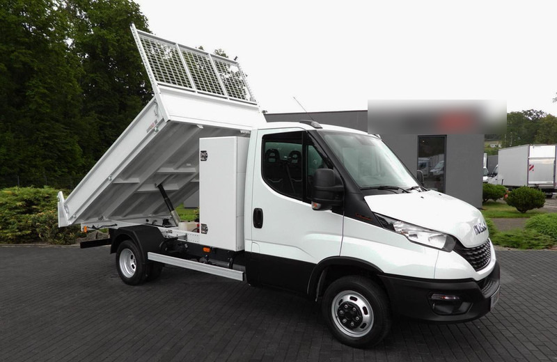 Iveco DAILY 35C16 - Tipper van: picture 1 Iveco DAILY 35C16 - Tipper van: picture 1