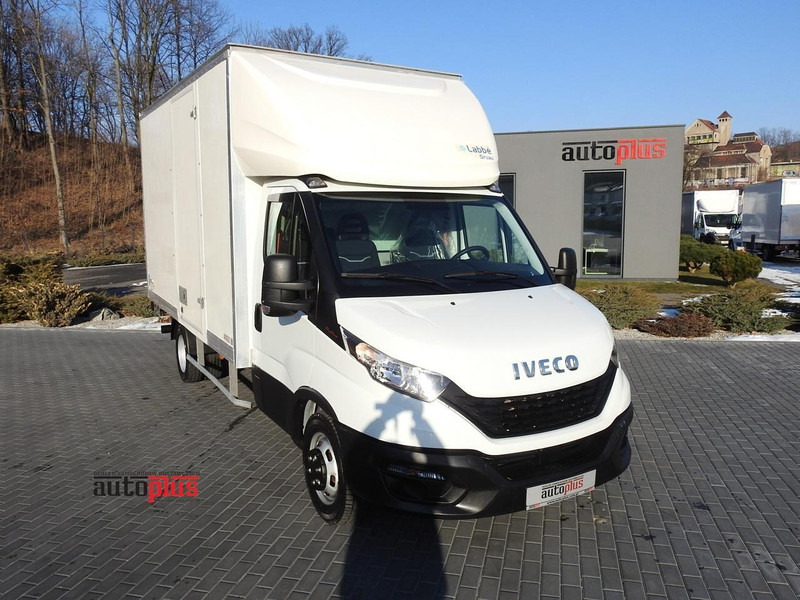 Iveco DAILY 35C16 KONTENER WINDA 8 PALET TEMPOMAT BLIŹNIACZE KOŁA KLIM - Box van: picture 1 Iveco DAILY 35C16 KONTENER WINDA 8 PALET TEMPOMAT BLIŹNIACZE KOŁA KLIM - Box van: picture 1