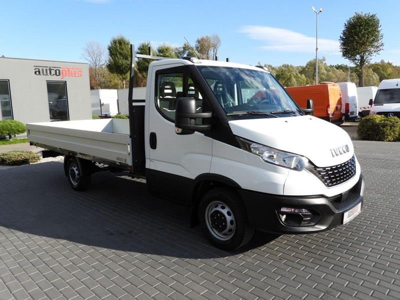 Iveco DAILY 35S14 - Flatbed van: picture 4 Iveco DAILY 35S14 - Flatbed van: picture 4