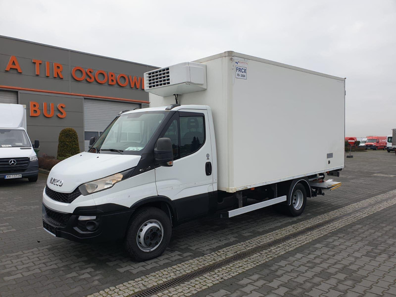 Iveco DAILY 60C15 60-150 TWO-CHAMBER REFRIGERATOR CONTAINER ISOTHERM F - Refrigerator truck: picture 2 Iveco DAILY 60C15 60-150 TWO-CHAMBER REFRIGERATOR CONTAINER ISOTHERM F - Refrigerator truck: picture 2