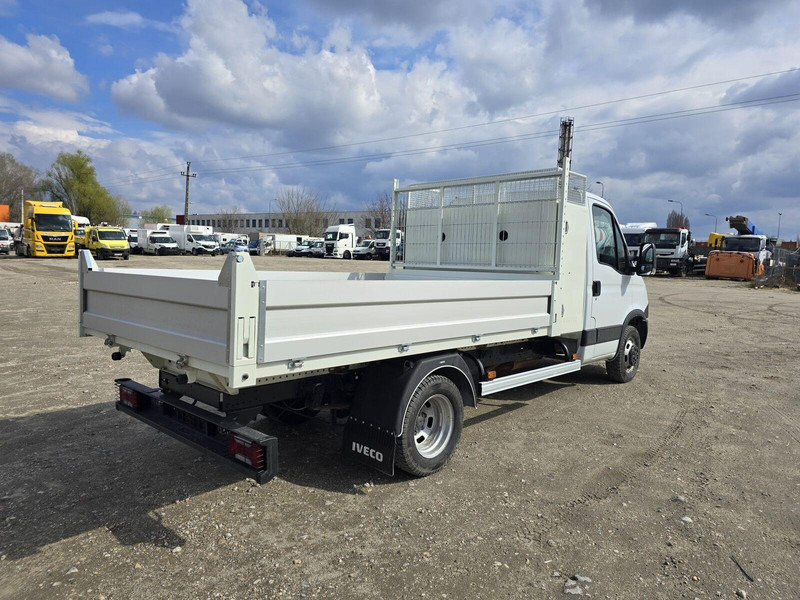 Tipper van Iveco Daily 35 C 13 - Tipper + tool box: picture 7 Tipper van Iveco Daily 35 C 13 - Tipper + tool box: picture 7