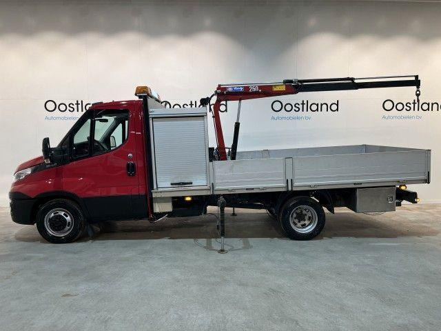 Iveco Daily 35C16 Flatbed + Crane HMF 252 T2 - Flatbed van: picture 2 Iveco Daily 35C16 Flatbed + Crane HMF 252 T2 - Flatbed van: picture 2