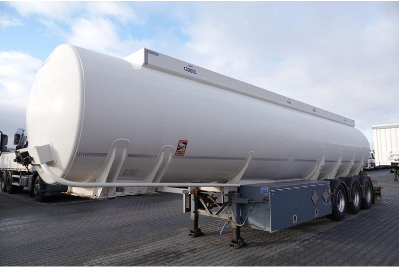 LAG CYSTERNA DO PALIWA / 36200 L / 4 KOMORY - Tank semi-trailer: picture 3 LAG CYSTERNA DO PALIWA / 36200 L / 4 KOMORY - Tank semi-trailer: picture 3