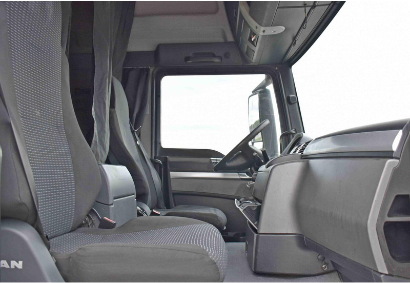 Dropside/ Flatbed truck, Crane truck MAN TGS 26.440 * PRITSCHE 6,90 m + PK 16001 - K: picture 11 Dropside/ Flatbed truck, Crane truck MAN TGS 26.440 * PRITSCHE 6,90 m + PK 16001 - K: picture 11