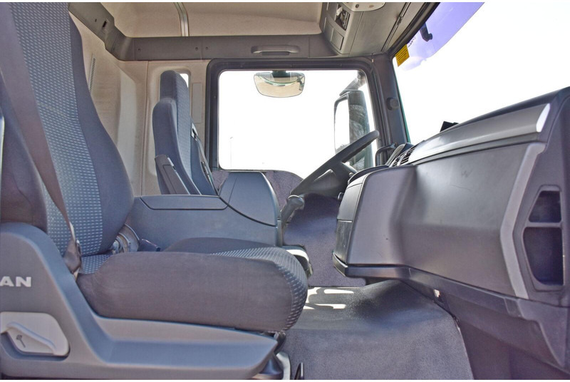 Tipper MAN TGS 33.360 * KIPPER 5,10 m / 6x4 * TOPZUSTAND: picture 11 Tipper MAN TGS 33.360 * KIPPER 5,10 m / 6x4 * TOPZUSTAND: picture 11