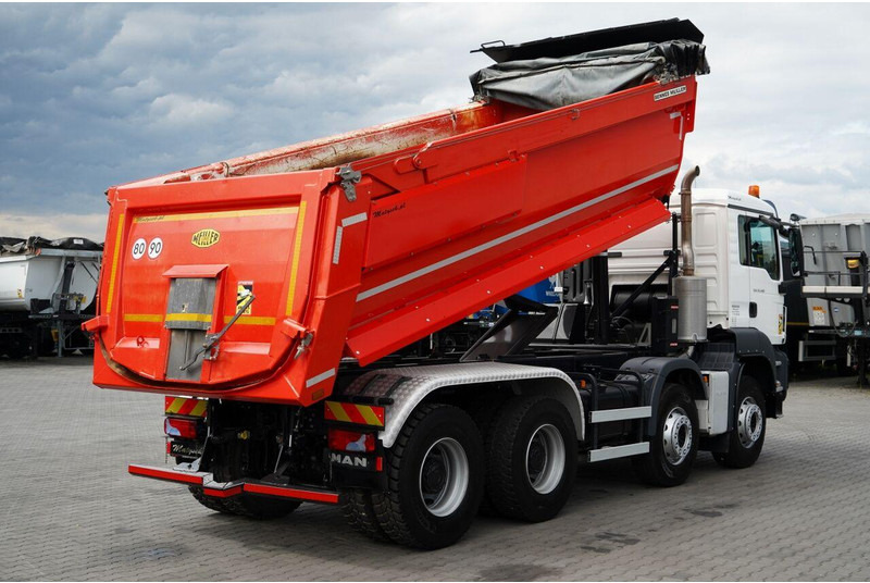 MAN TGS 35.460 / 8X4 / WYWROTKA TYLNOZSYPOWA / HYDROKLAPA / 2018 ROK - Tipper: picture 4 MAN TGS 35.460 / 8X4 / WYWROTKA TYLNOZSYPOWA / HYDROKLAPA / 2018 ROK - Tipper: picture 4