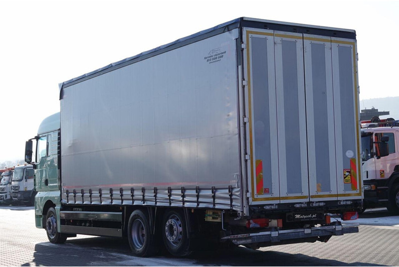 MAN TGX 26.440 / 6x2 / FIRANKA - 8,15 m / SOLÓWKA / WINDA ZAŁADOWCZA - Curtainsider truck: picture 5 MAN TGX 26.440 / 6x2 / FIRANKA - 8,15 m / SOLÓWKA / WINDA ZAŁADOWCZA - Curtainsider truck: picture 5