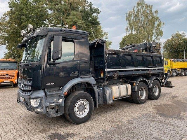 Mercedes-Benz AROCS 2643 - Tipper, Crane truck: picture 2 Mercedes-Benz AROCS 2643 - Tipper, Crane truck: picture 2