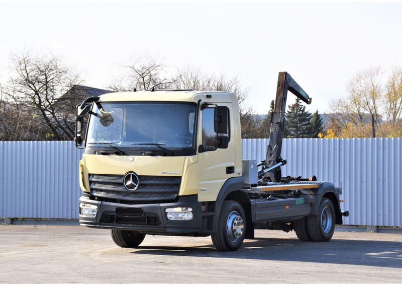 Mercedes-Benz ATEGO 1221 * ABROLLKIPPER * TOPZUSTAND - Hook lift truck: picture 2 Mercedes-Benz ATEGO 1221 * ABROLLKIPPER * TOPZUSTAND - Hook lift truck: picture 2