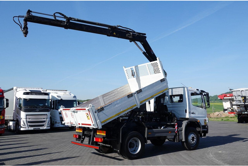 Mercedes-Benz ATEGO 16.24 / 4X4 / WYWROTKA + HDS HIAB 111 BS-2  / PILOT /  ROT - Tipper: picture 4 Mercedes-Benz ATEGO 16.24 / 4X4 / WYWROTKA + HDS HIAB 111 BS-2  / PILOT /  ROT - Tipper: picture 4