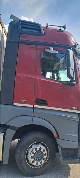 Mercedes-Benz Actros 1851 - Livestock truck: picture 4 Mercedes-Benz Actros 1851 - Livestock truck: picture 4